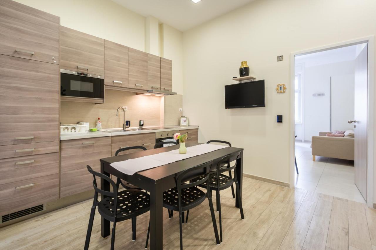 Basilika Monnalisa Luxury 3 Bedrooms Apartment With Amazing View Need Reservation X Free Parking Будапешт Экстерьер фото